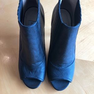 Jimmy choo women’s open toe ankle boots 36 $1200!!